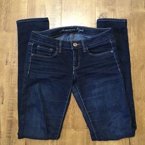 Dark wash American Eagle skinny denim jeans